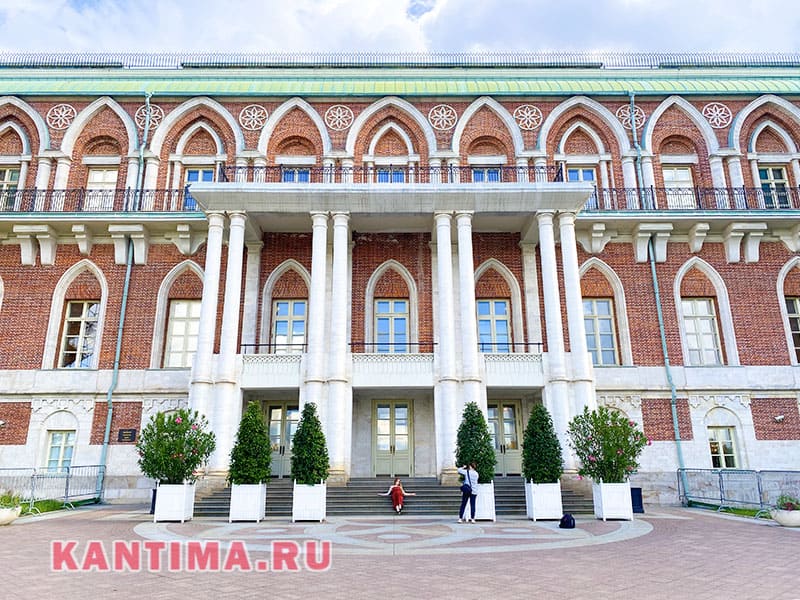 Большой царицынский дворец