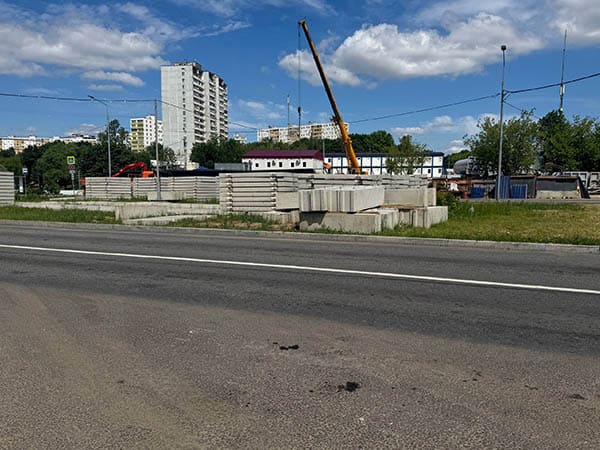 Метро Бирюлево Булатниковская улица стройка